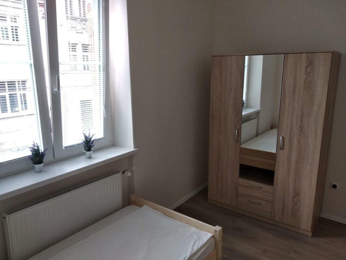 Kate & Jenny Apartments - Cosy Place In The City Center Bratislava Exterior foto