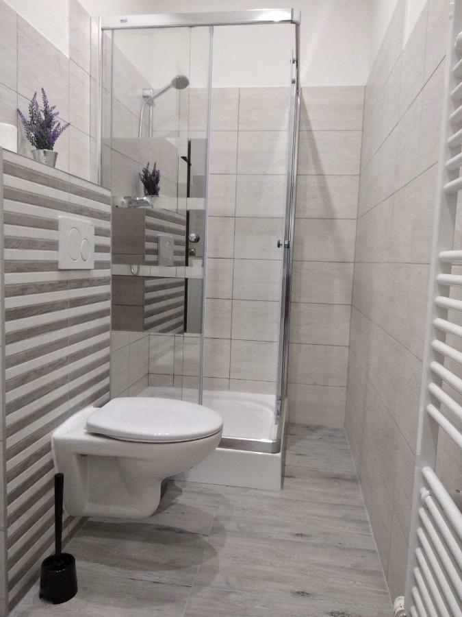Kate & Jenny Apartments - Cosy Place In The City Center Bratislava Exterior foto